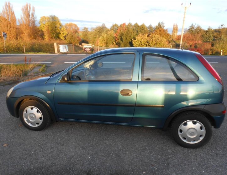 Opel Corsa Hatchback 973,0 43 kw