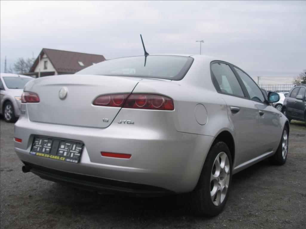 Alfa Romeo 159