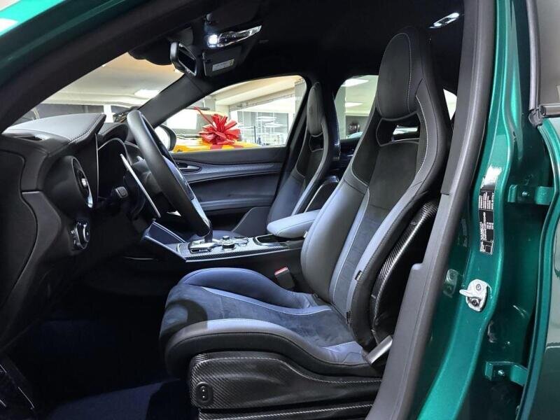 Alfa Romeo Stelvio SUV 2,9 l 382 kw