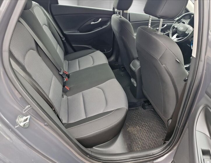 Hyundai i30 Kombi 998,0 73 kw