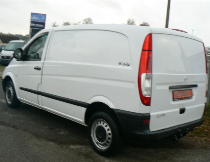 Mercedes-Benz Vito 4