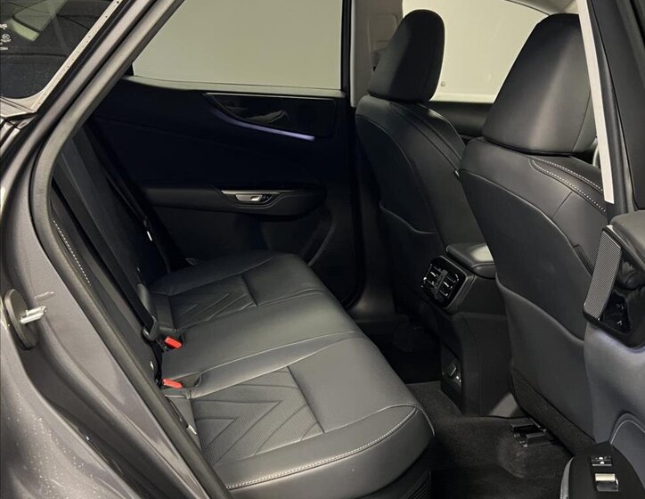 Lexus NX 350h SUV 2,5 l 179 kw