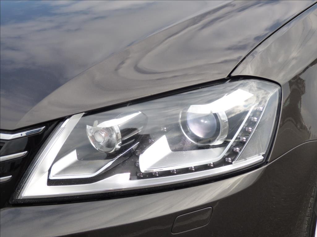 Volkswagen Passat Kombi 2,0 l 130 kw