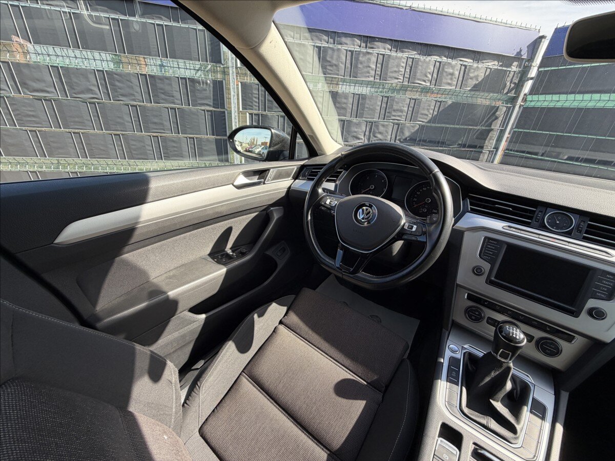 Volkswagen Passat Kombi 2,0 l 110 kw