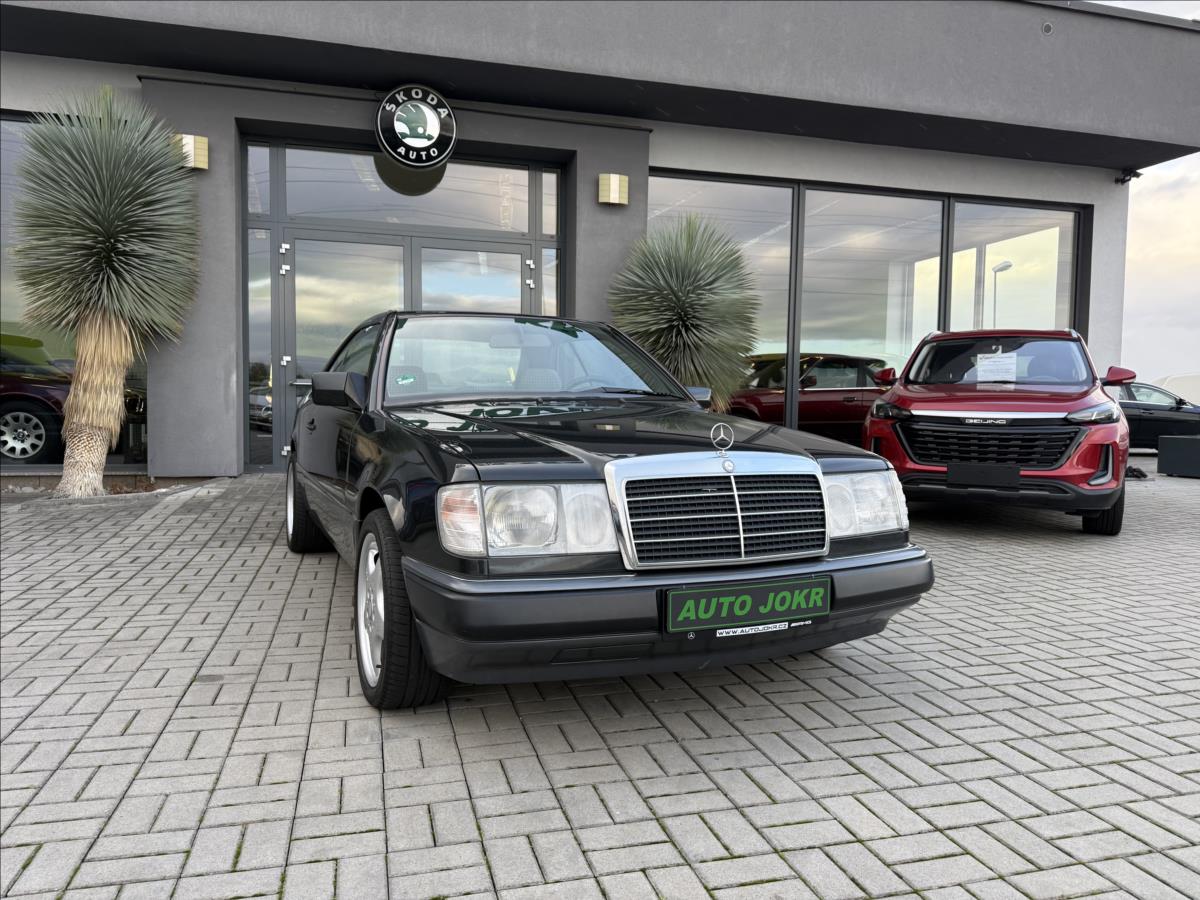 Mercedes-Benz 124
