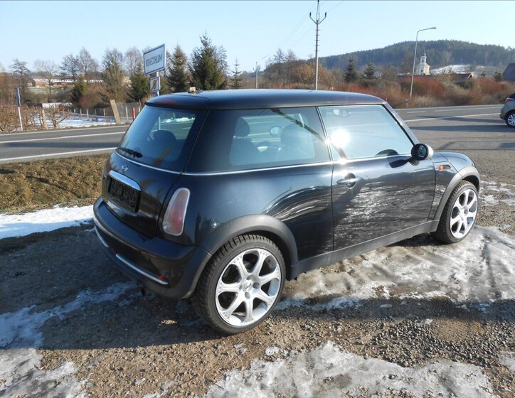 Mini One Hatchback 1,6 l 66 kw