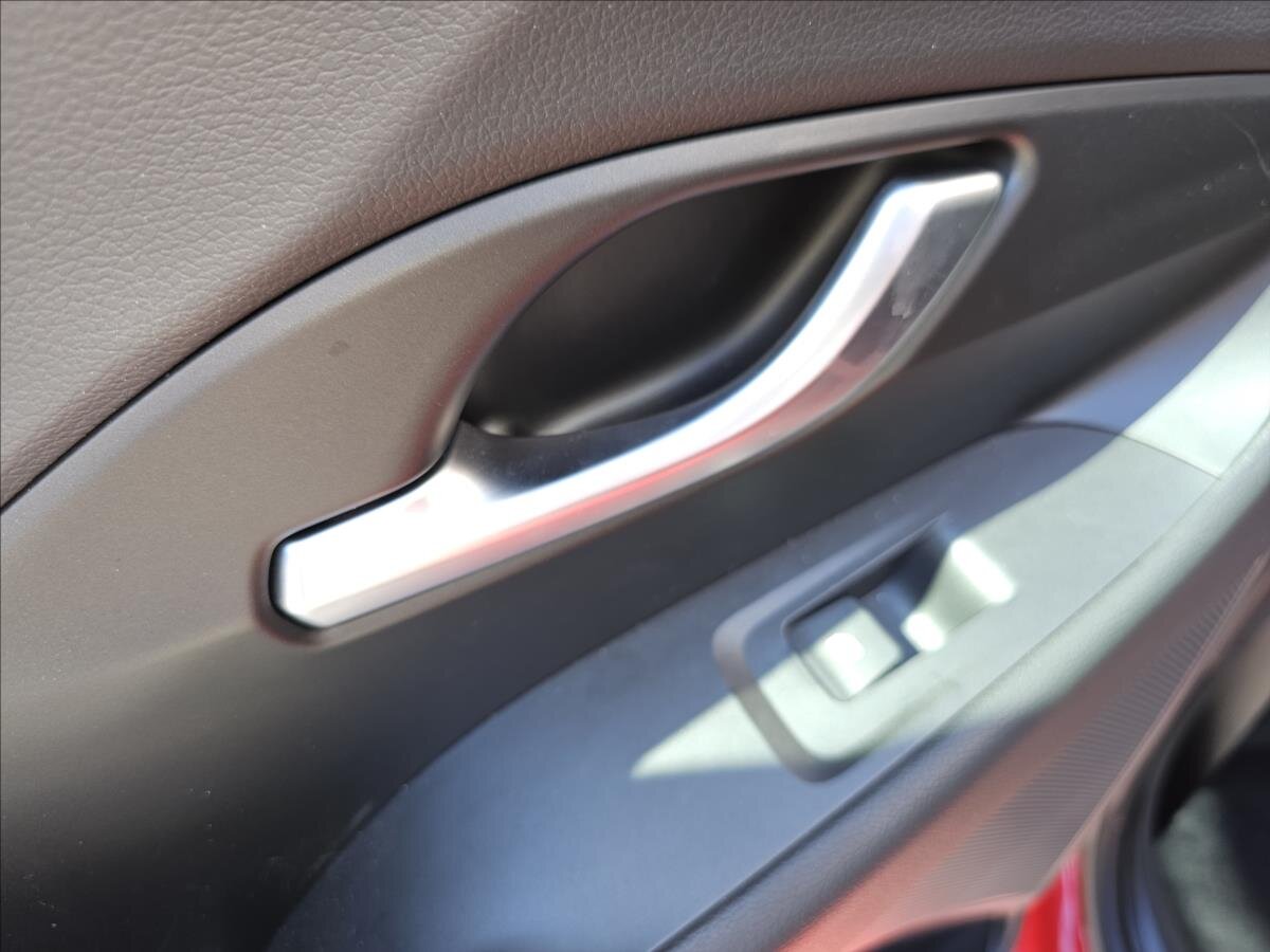 Hyundai i30 Liftback 998,0 73 kw