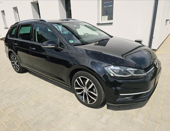 Volkswagen Golf Kombi 2,0 l 110 kw