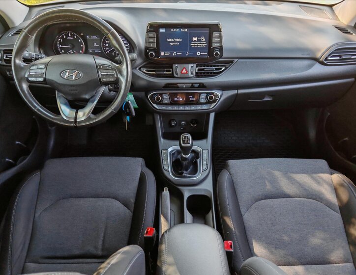 Hyundai i30 Kombi 1,5 l 117 kw