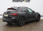 Infiniti QX70 2