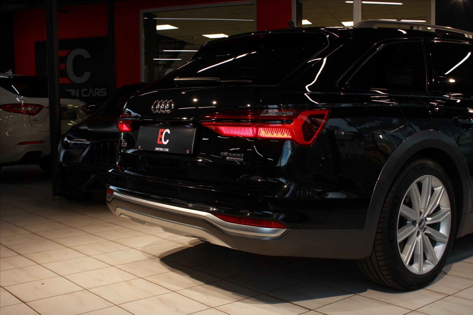 Audi A6 Allroad Kombi 3,0 l 210 kw