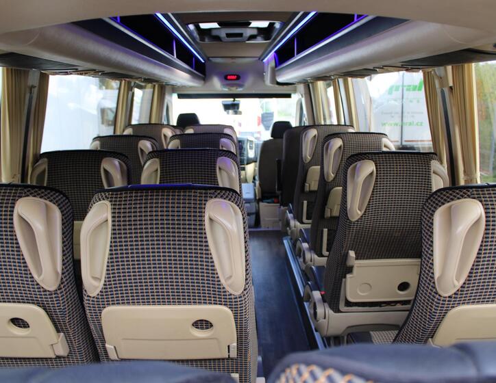 Mercedes-Benz Ostatní 9