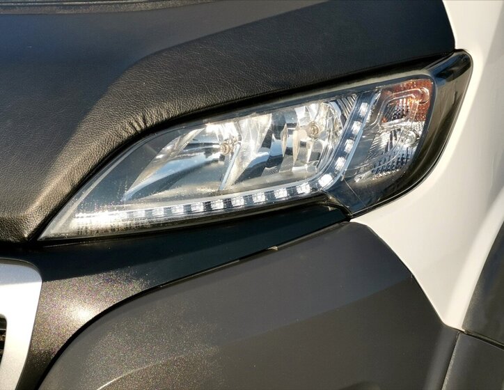 Peugeot Boxer Valník 2,2 l 110 kw