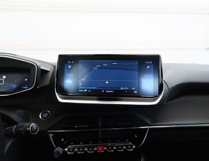 Peugeot 208 Hatchback 1,2 l 96 kw