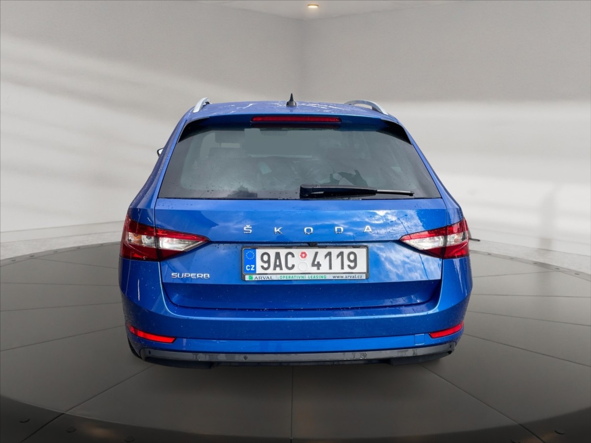 Škoda Superb