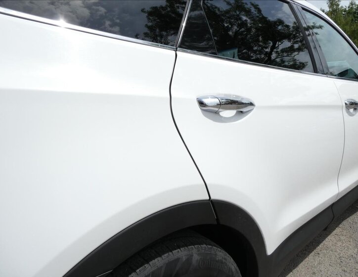 Hyundai Grand Santa Fe 13