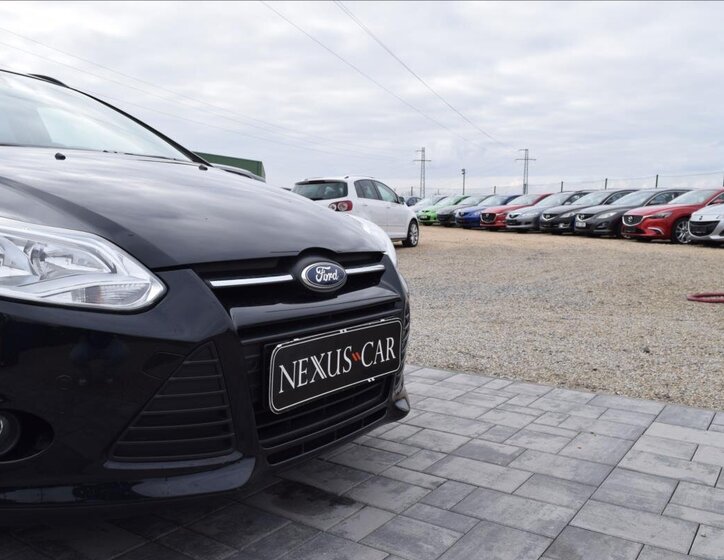 Ford Focus Kombi 998,0 92 kw