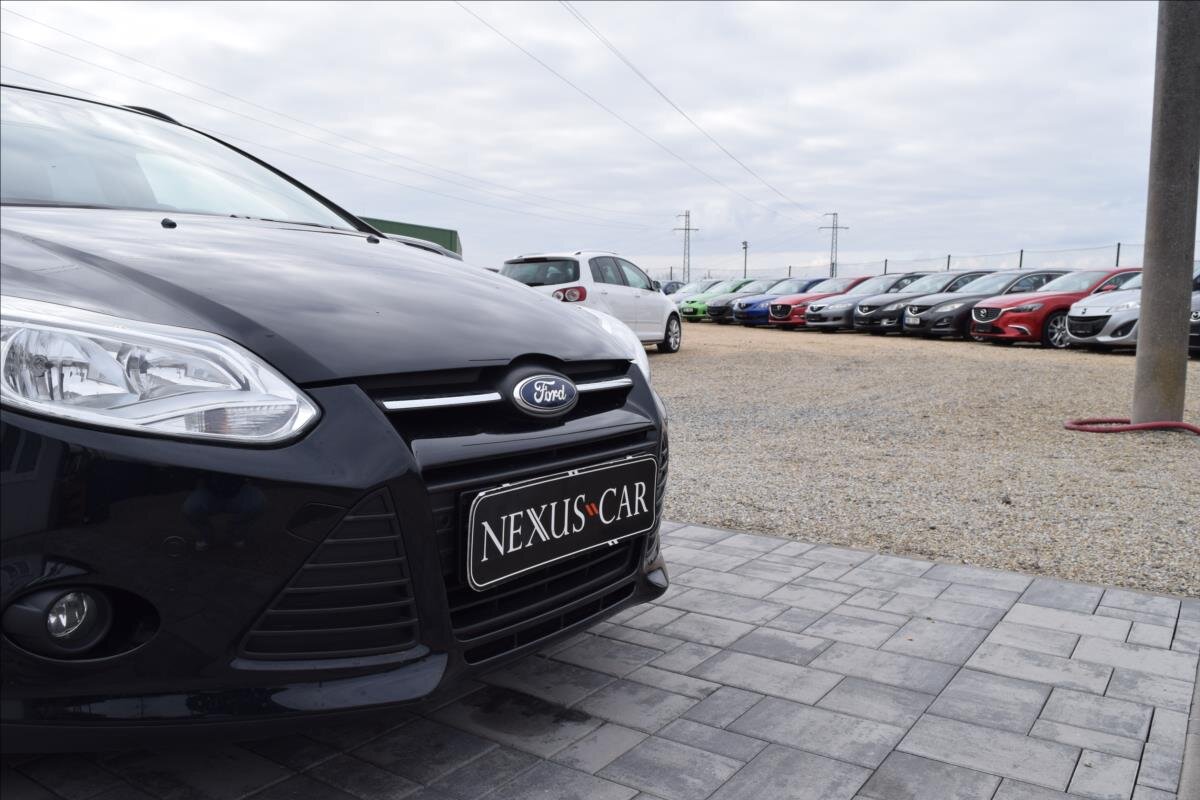 Ford Focus Kombi 998,0 92 kw