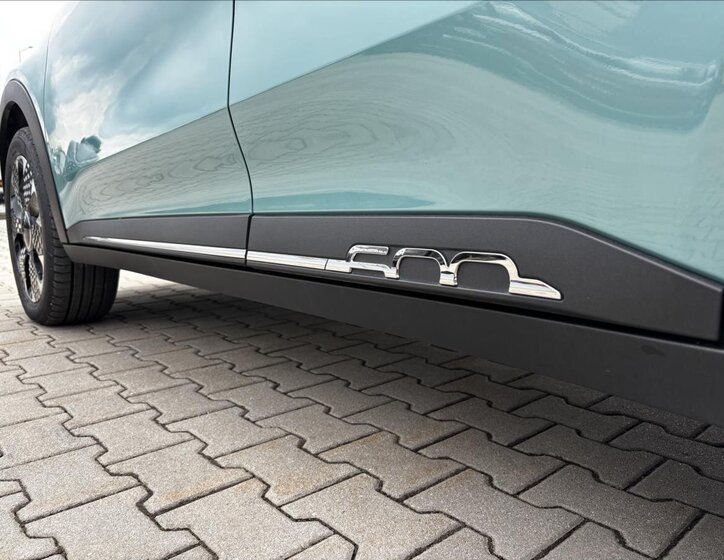 Fiat 600 SUV / Terénní 1,2 l 100 kw