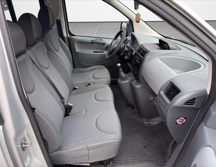 Citroën Jumpy Kombi 2,0 l 72 kw