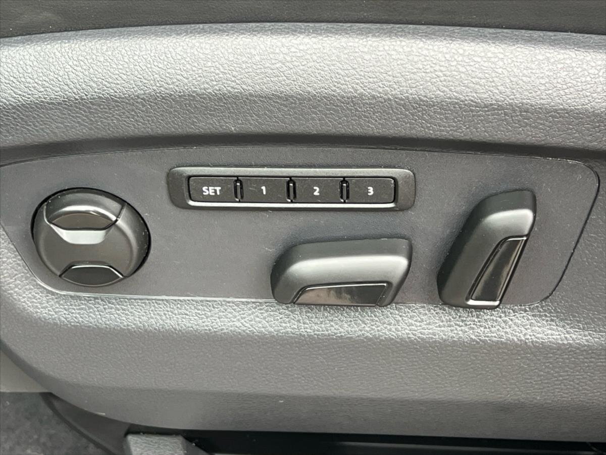 Volkswagen Multivan Kombi 2,0 l 150 kw