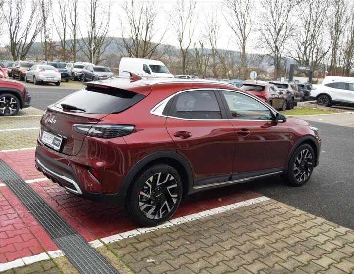 KIA XCeed SUV / Terénní 0,0 132 kw
