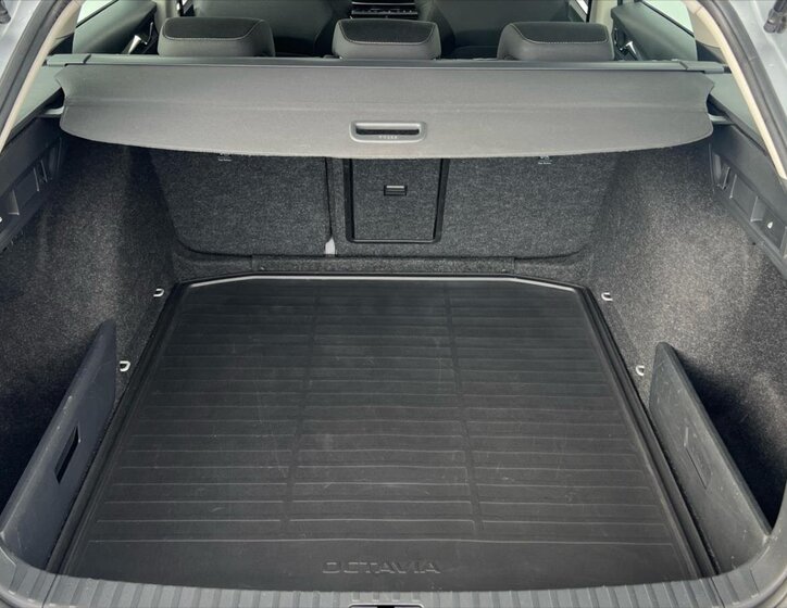 Škoda Octavia Kombi 2,0 l 85 kw