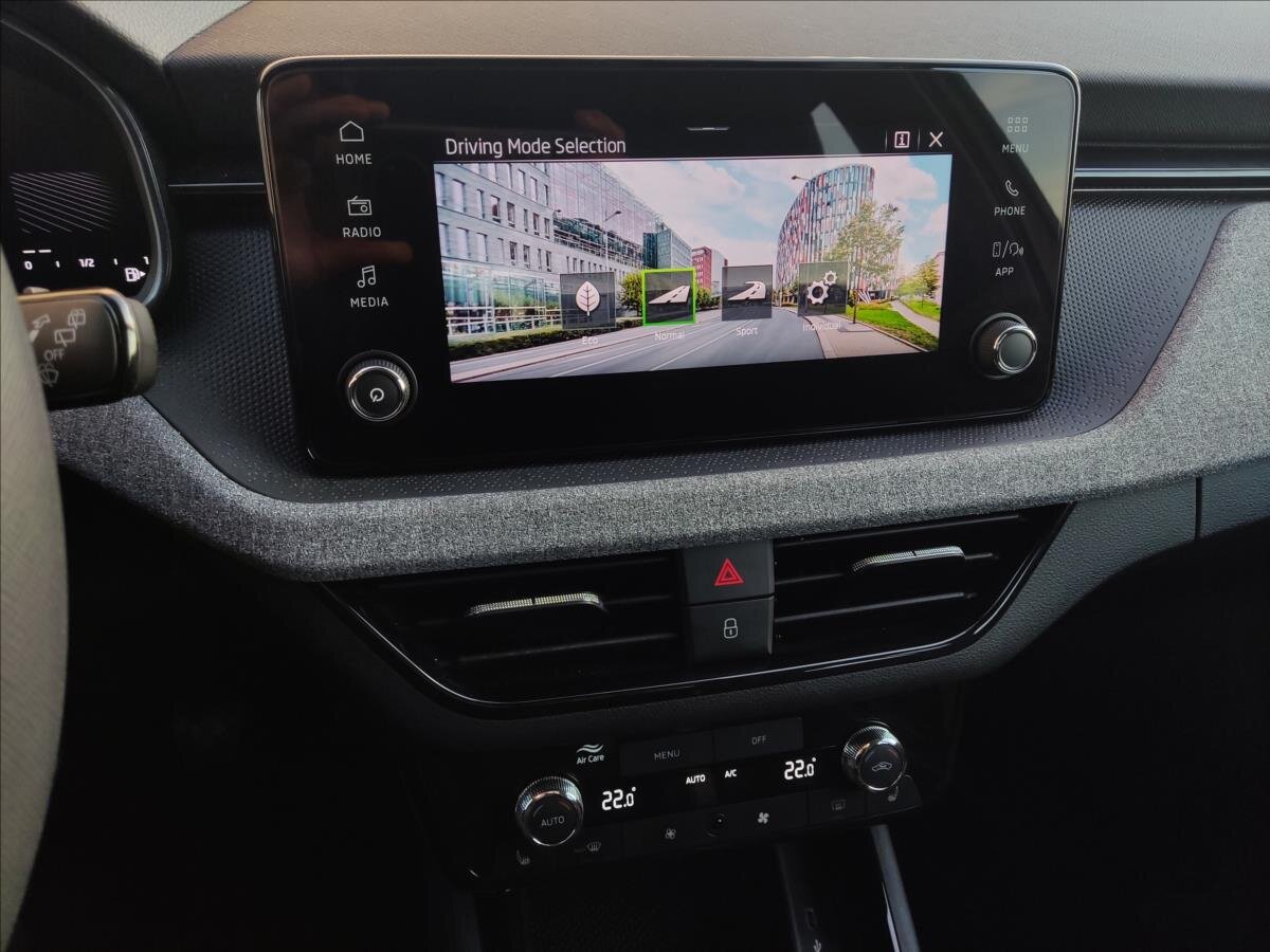 Škoda Kamiq SUV 999,0 85 kw