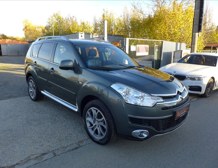 Citroën C-Crosser 4