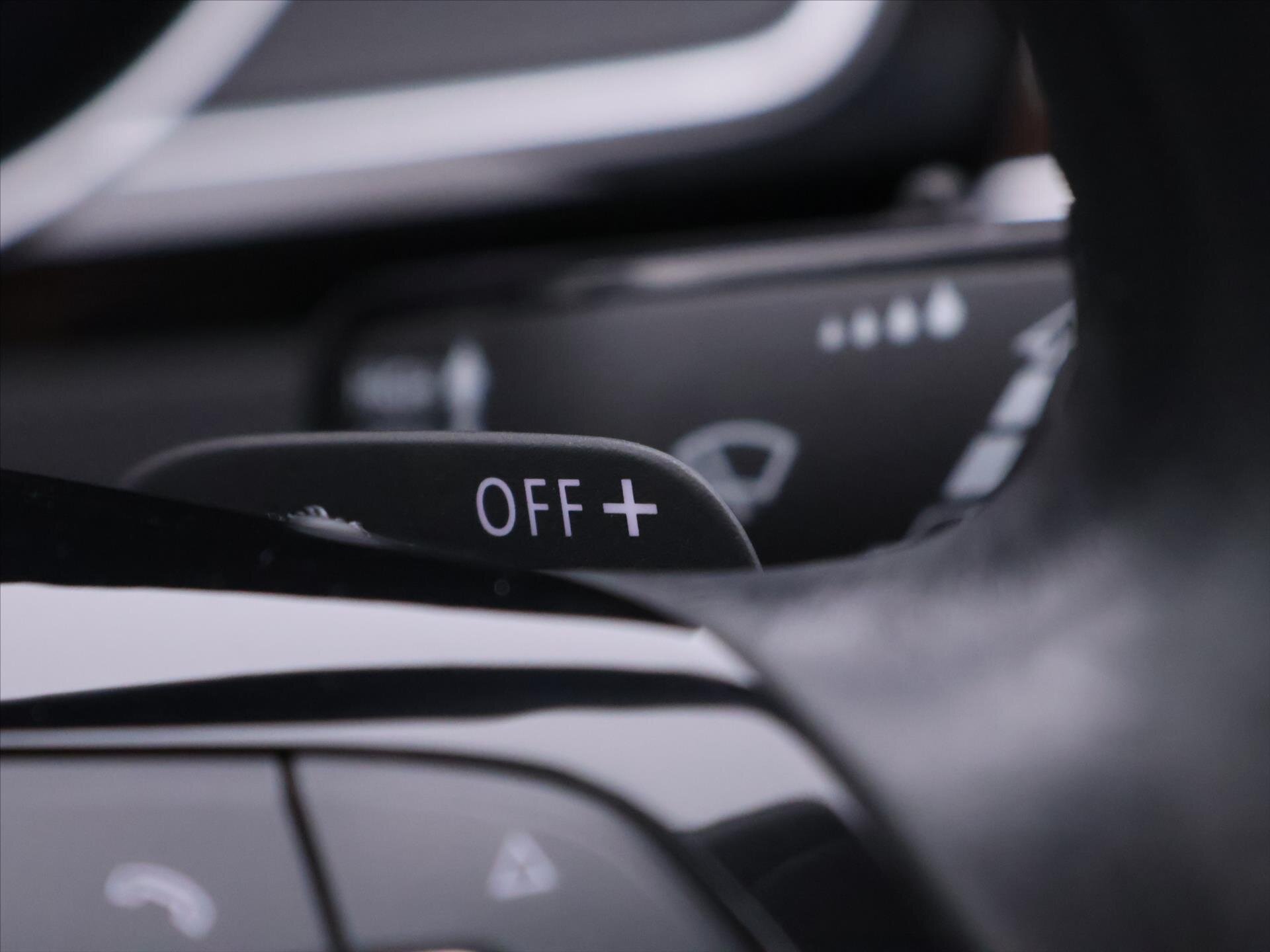 Volkswagen Passat Kombi 2,0 l 140 kw