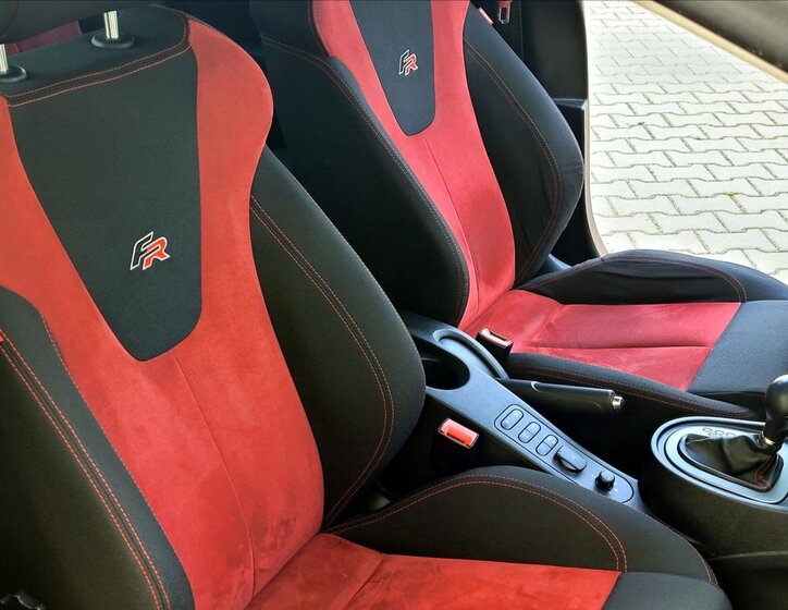 Seat Leon Hatchback 2,0 l 185 kw