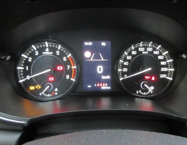 Suzuki Vitara SUV 1,4 l 81 kw