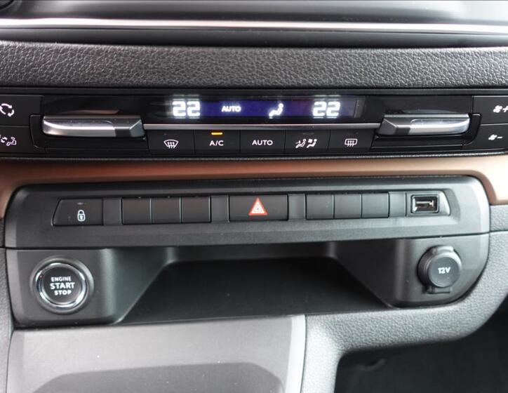 Toyota ProAce Verso 23