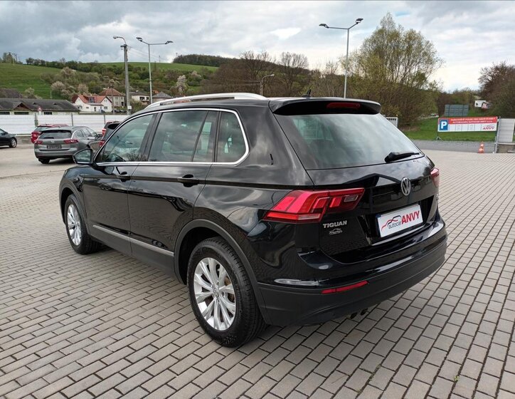 Volkswagen Tiguan SUV / Terénní 2,0 l 110 kw