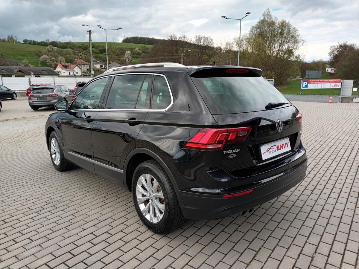 Volkswagen Tiguan SUV / Terénní 2,0 l 110 kw