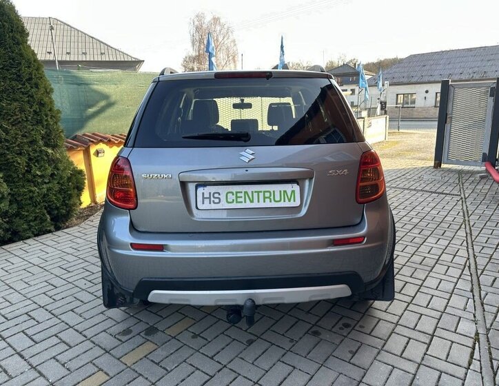 Suzuki SX4 Hatchback 1,6 l 88 kw