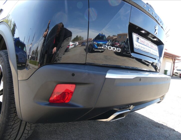 Peugeot 2008 SUV / Terénní 1,2 l 96 kw