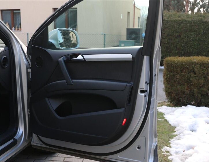 Audi Q7 Kombi 3,0 l 176 kw