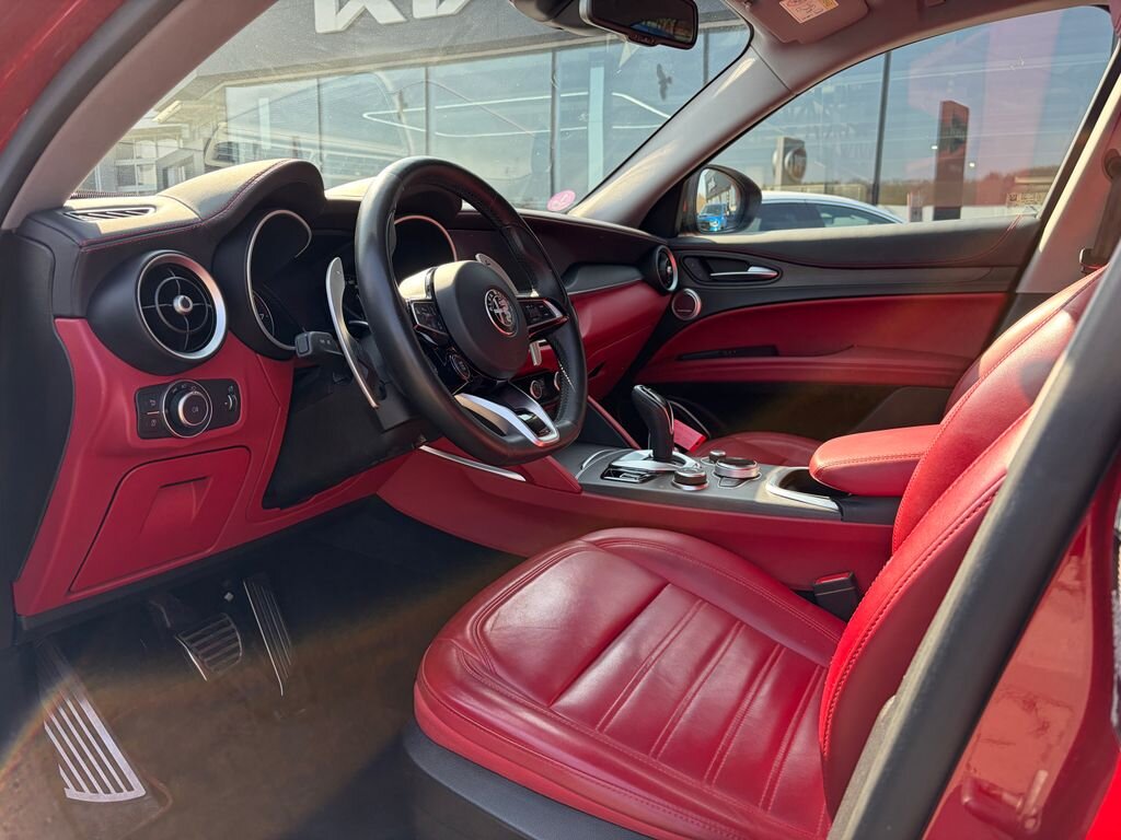 Alfa Romeo Stelvio SUV / Terénní 2,0 l 206 kw