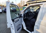 Volkswagen Transporter 11