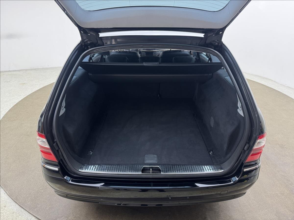 Mercedes-Benz Třídy E Kombi 3,0 l 170 kw