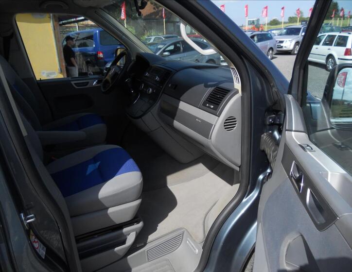 Volkswagen California 24