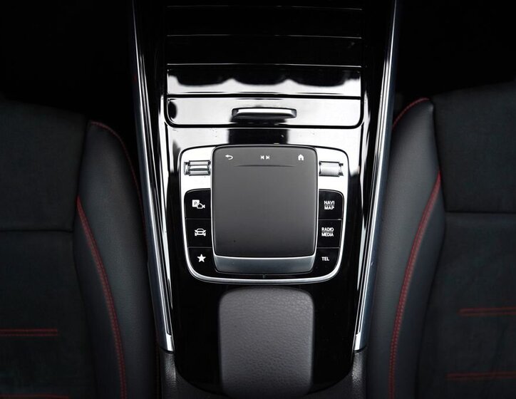 Mercedes-Benz GLB SUV / Terénní 2,0 l 110 kw