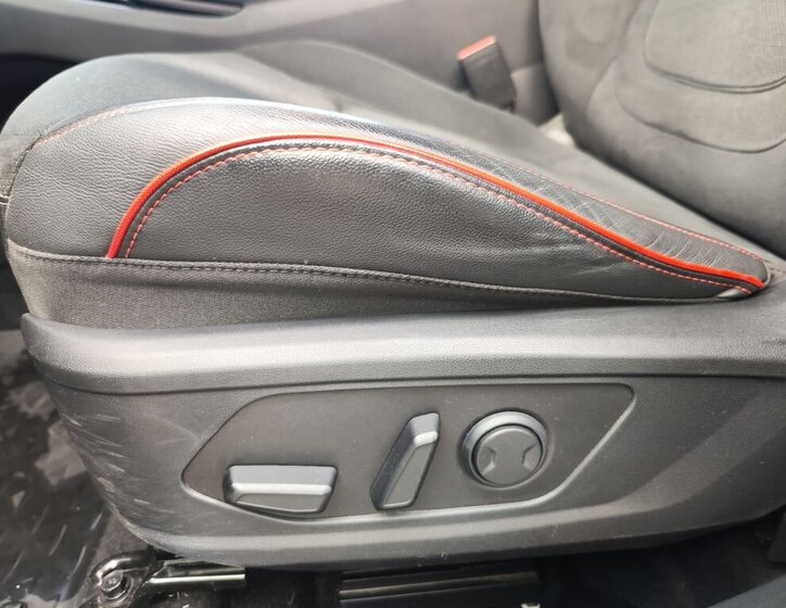 Hyundai Tucson SUV / Terénní 1,6 l 169 kw