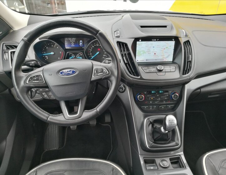 Ford Kuga SUV / Terénní 2,0 l 110 kw