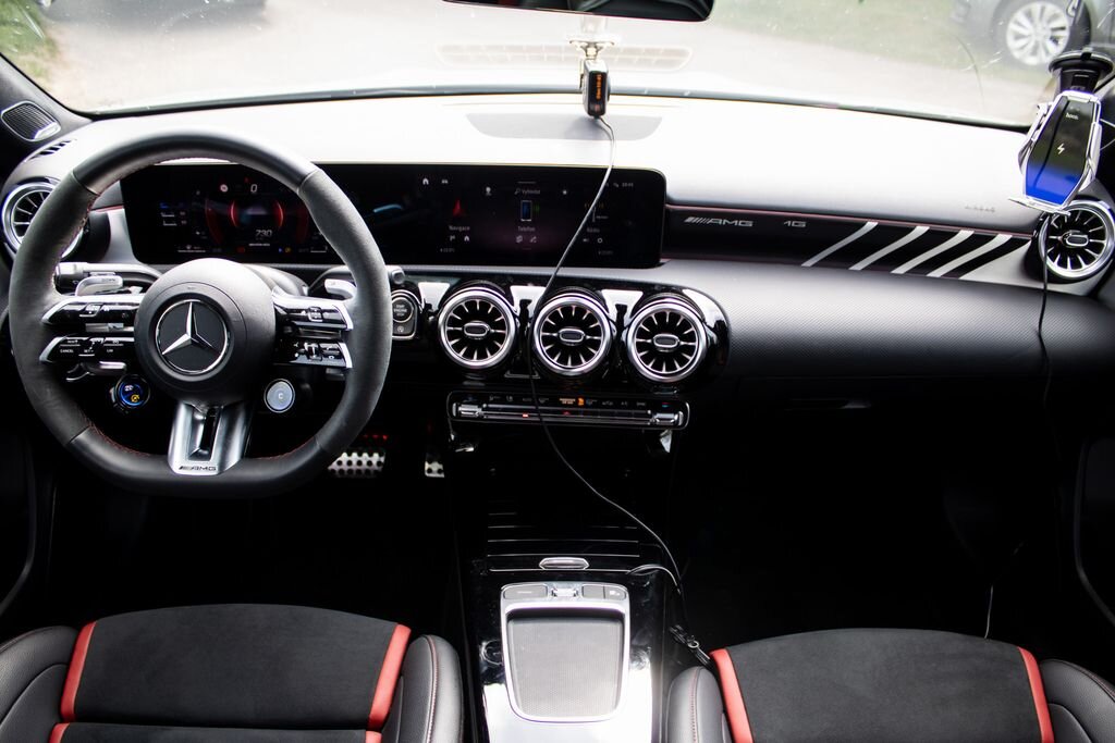 Mercedes-Benz Třídy A Hatchback 0,0 310 kw