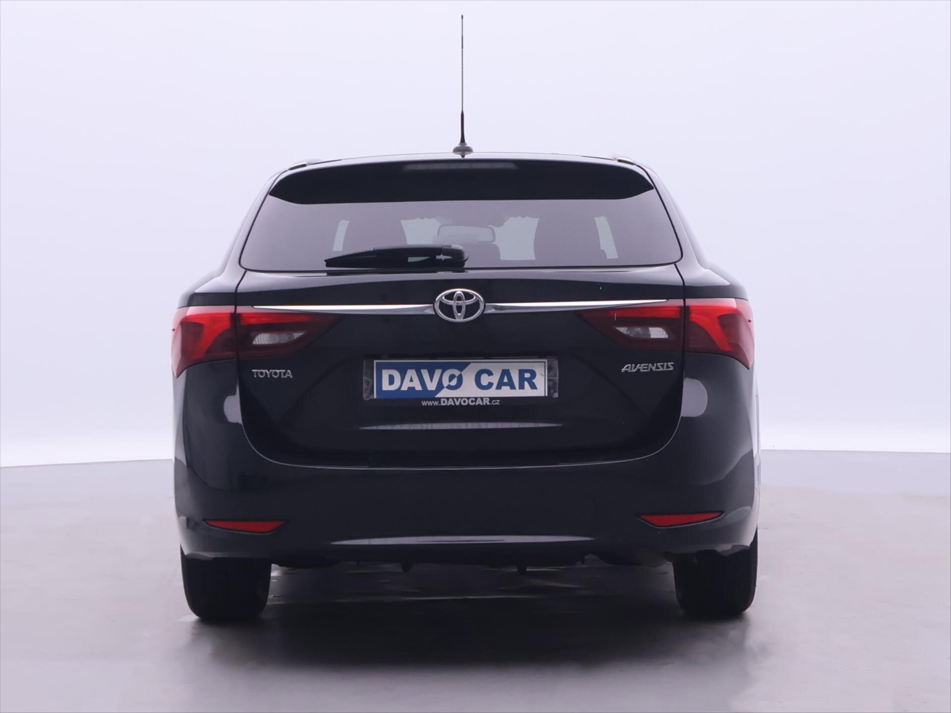 Toyota Avensis Kombi 2,0 l 105 kw
