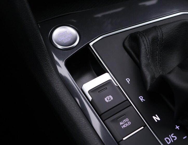 Volkswagen Tiguan Allspace SUV / Terénní 2,0 l 110 kw