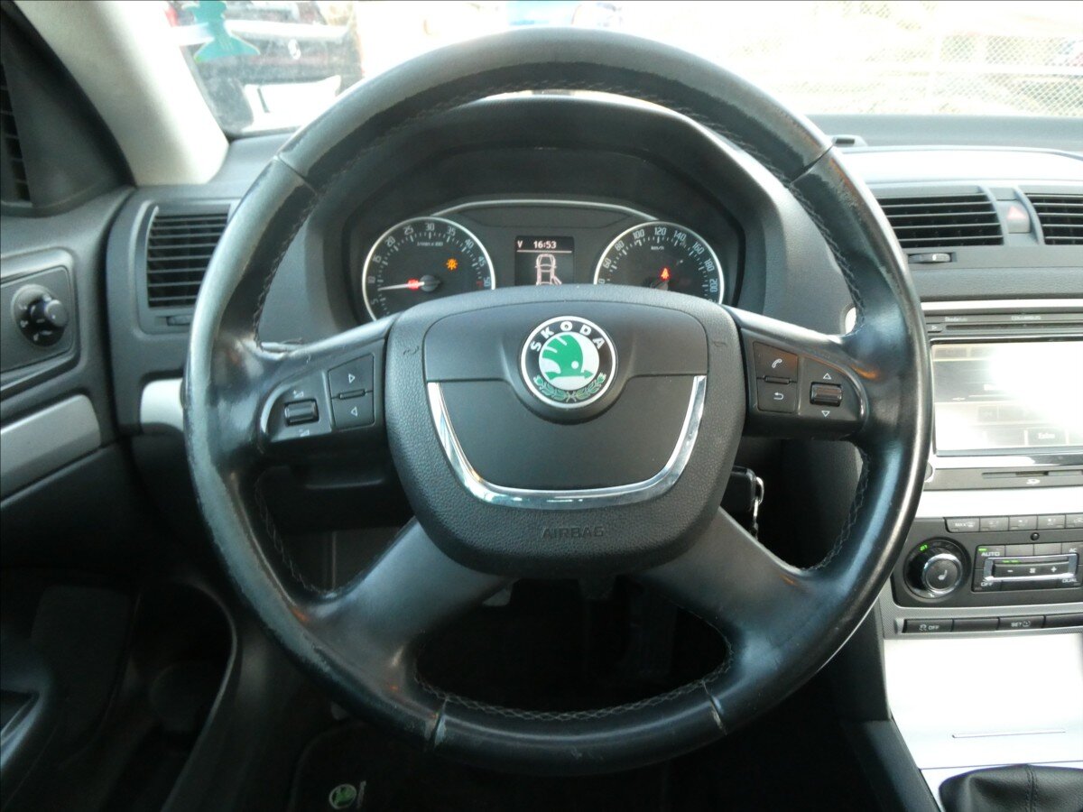 Škoda Octavia Kombi 2,0 l 103 kw