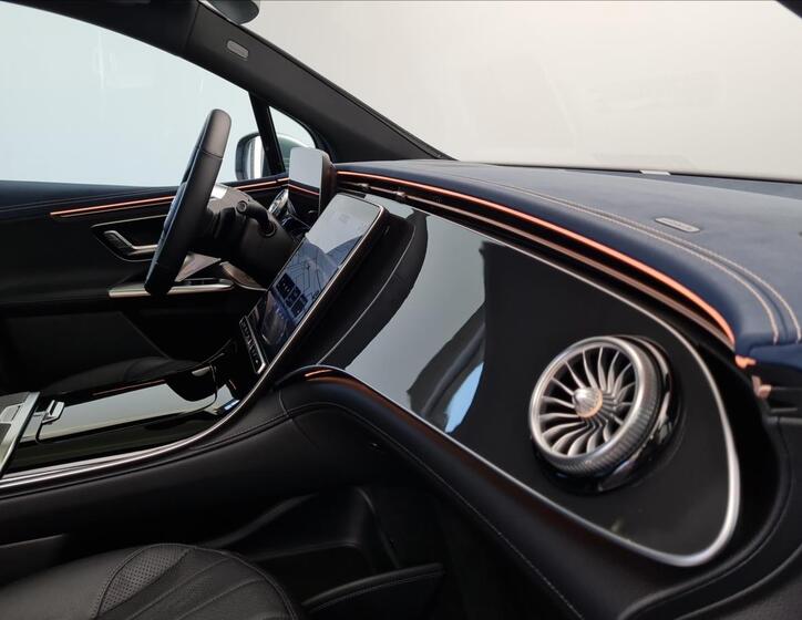 Mercedes-Benz EQE 17